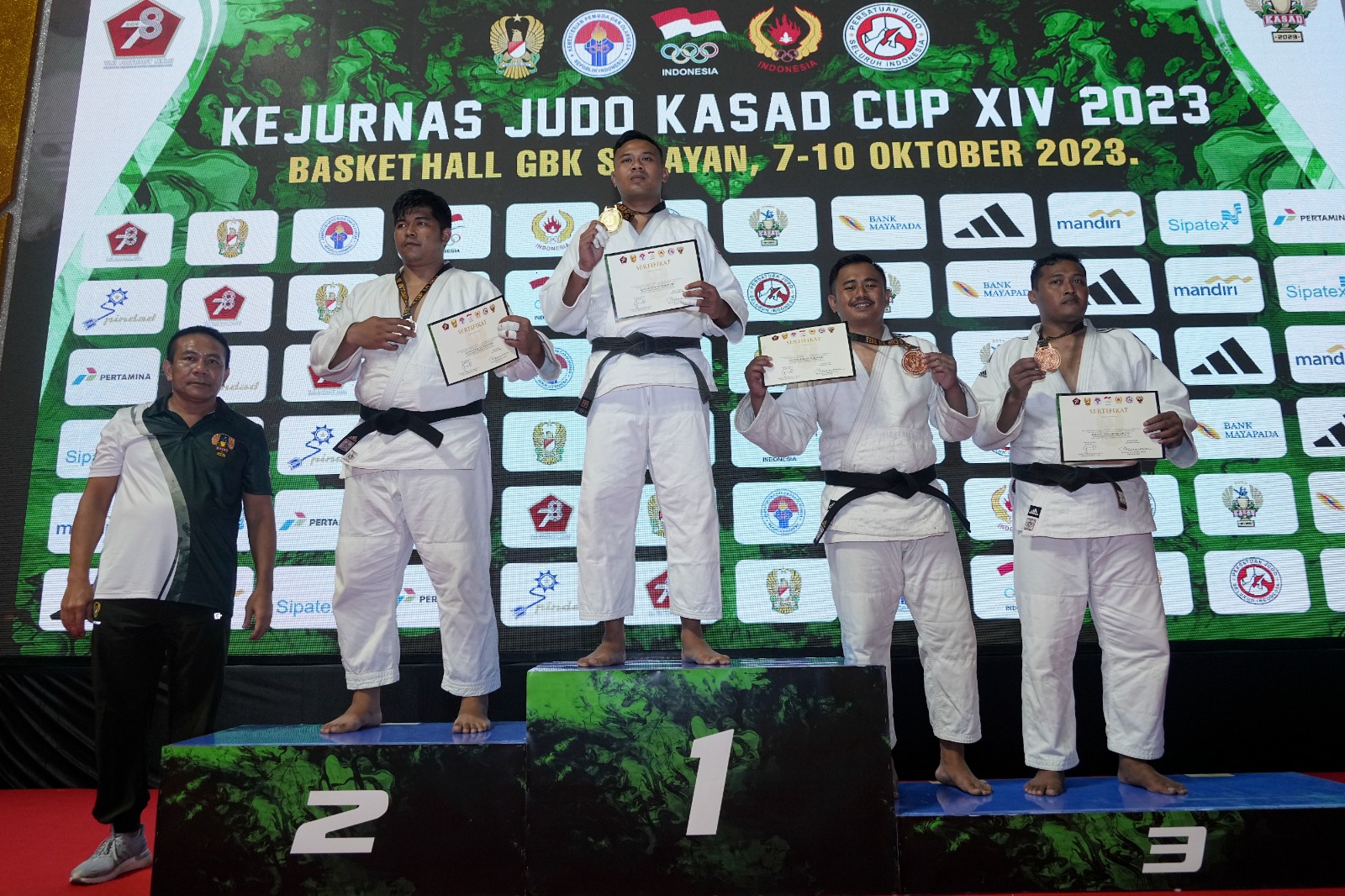 Tampil garang, pejudo Kostrad raih emas Piala Kasad 2023 Tampil garang, pejudo Kostrad raih emas Piala Kasad 2023