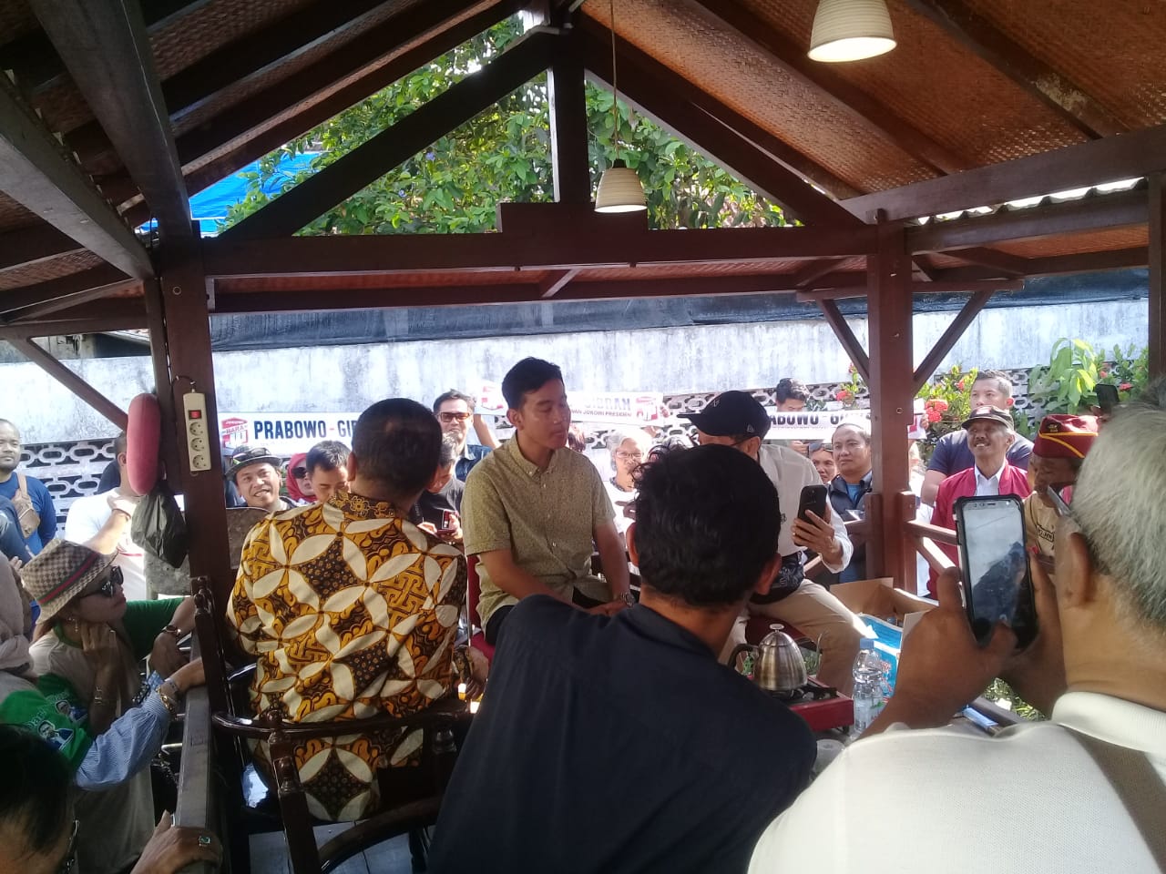 Gibran mulai blusukan ke Salatiga Gibran mulai blusukan ke Salatiga