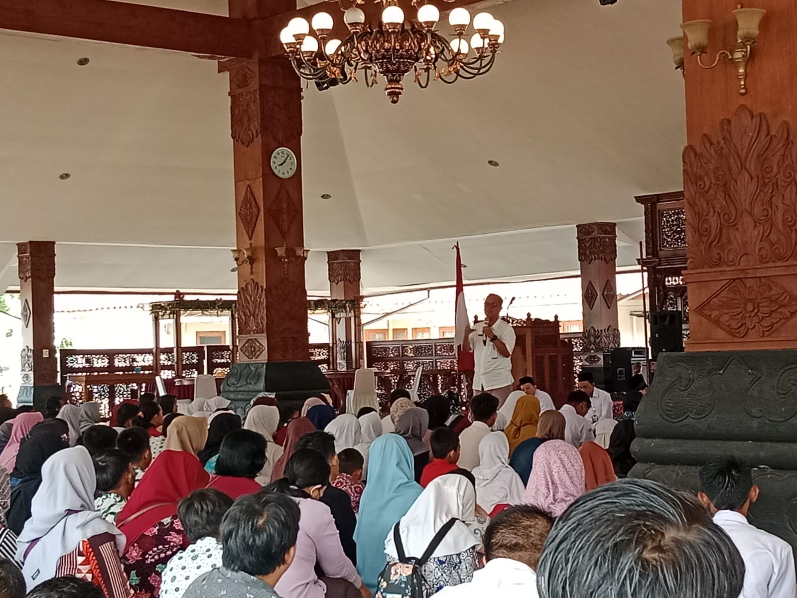 Wali Kota Magelang inisiasi Jimpitan untuk bantu entaskan kemiskinan Wali Kota Magelang inisiasi Jimpitan untuk bantu entaskan kemiskinan