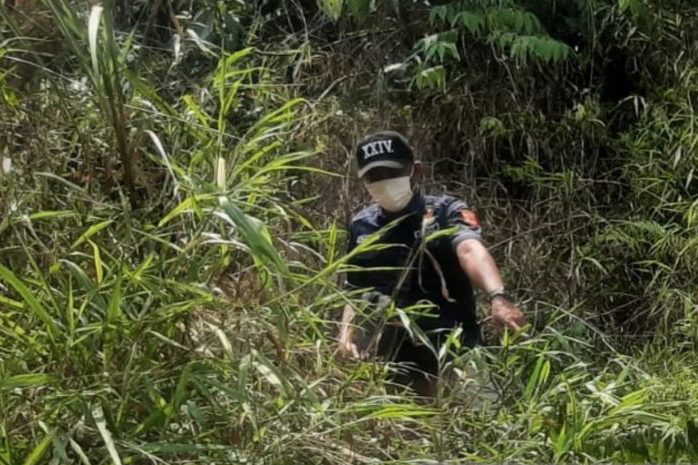 Polisi selidiki penemuan mayat di pinggir Sungai Cibuni Cianjur Polisi selidiki penemuan mayat di pinggir Sungai Cibuni Cianjur