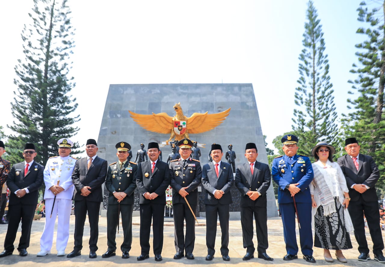 Kapolda Sumut peringati Hari Kesaktian Pancasila di Tugu Letda Sujono Kapolda Sumut peringati Hari Kesaktian Pancasila di Tugu Letda Sujono