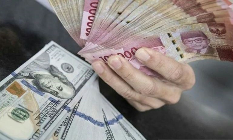 Rupiah pada Selasa pagi menguat jadi Rp15.682 per dolar AS