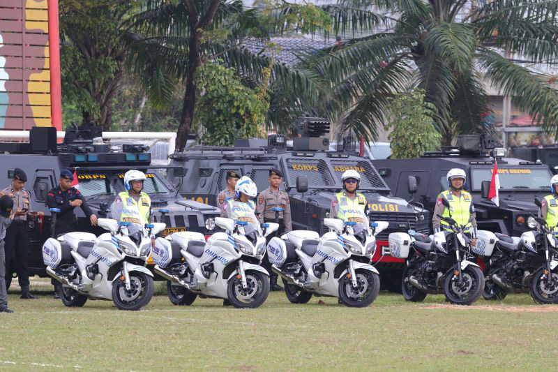TNI-Polri amankan kunjungan Wapres ke Balikpapan TNI-Polri amankan kunjungan Wapres ke Balikpapan