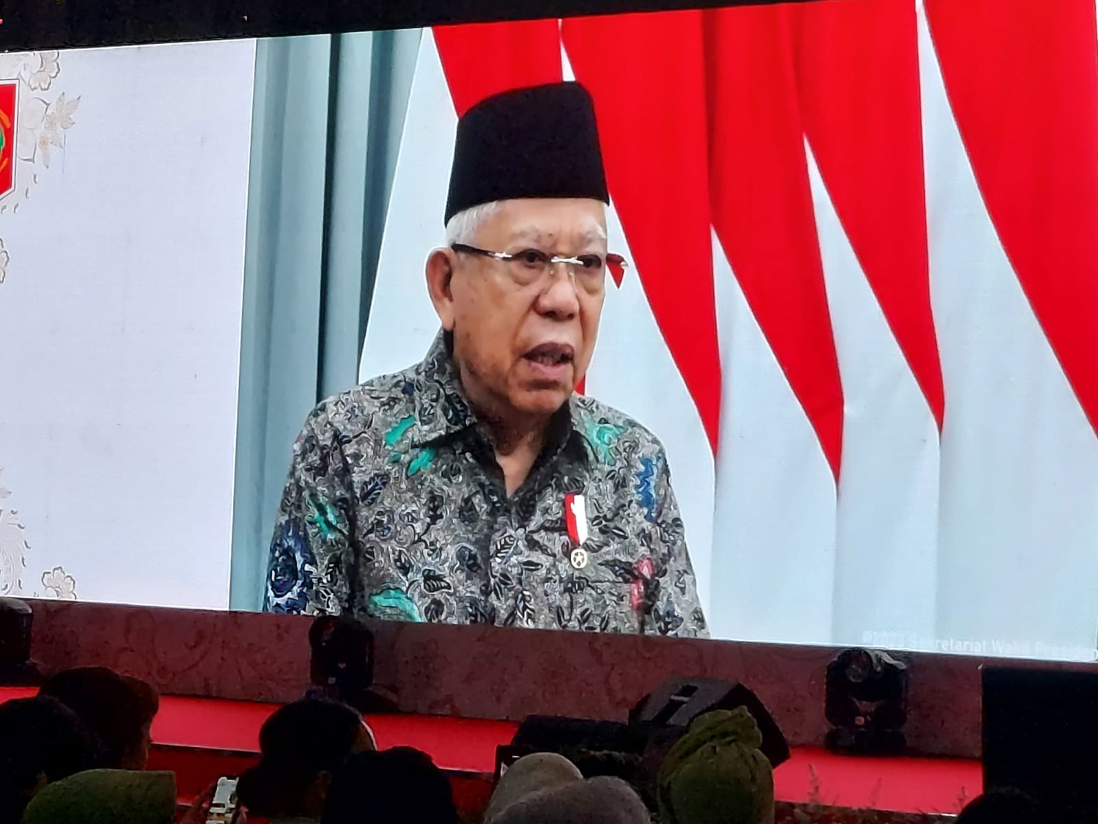 Peran kunci perempuan dalam mordenisasi generasi muda Peran kunci perempuan dalam mordenisasi generasi muda