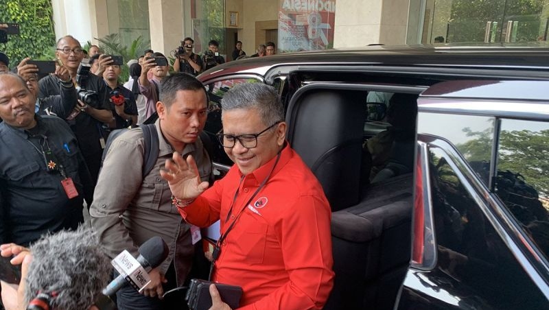 Hasto tegaskan Gibran tetap kader PDIP Hasto tegaskan Gibran tetap kader PDIP