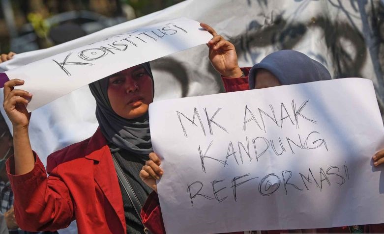 MK bacakan putusan uji materi batas usia capres dan cawapres Senin MK bacakan putusan uji materi batas usia capres dan cawapres Senin