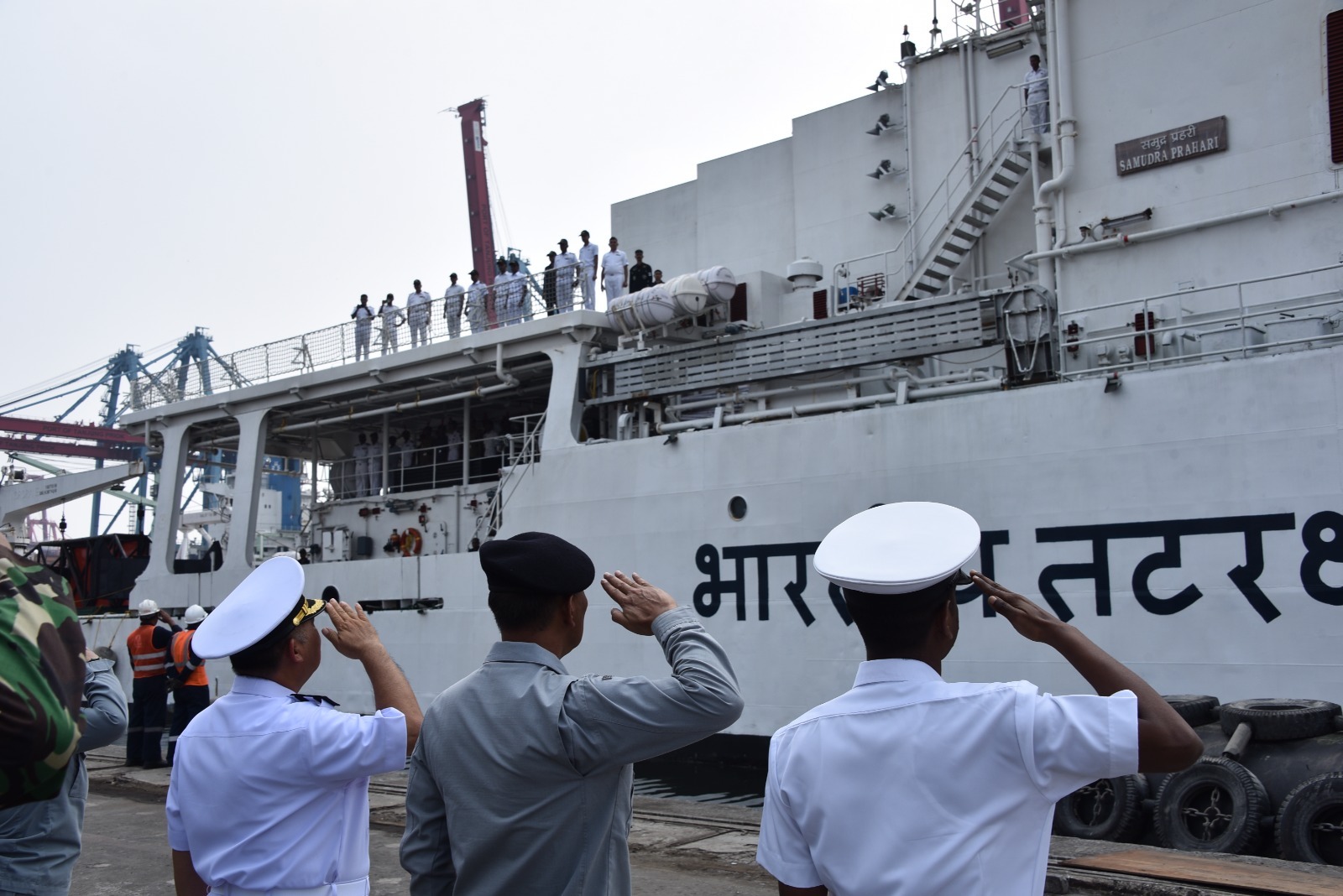 Bakamla RI lepas kepulangan Indian Coast Guard Ship Samudra Prahari Bakamla RI lepas kepulangan Indian Coast Guard Ship Samudra Prahari