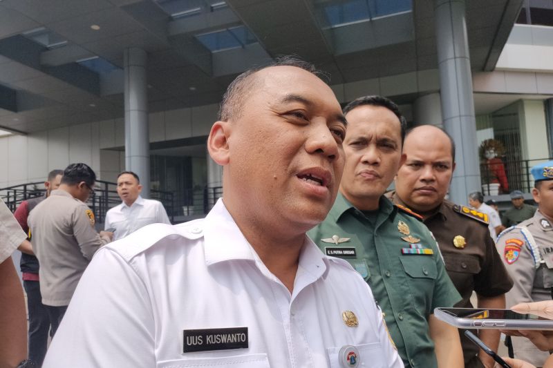 Pemkot Jakbar koordinasi dengan PUPR masalah kolong Tol Angke Pemkot Jakbar koordinasi dengan PUPR masalah kolong Tol Angke