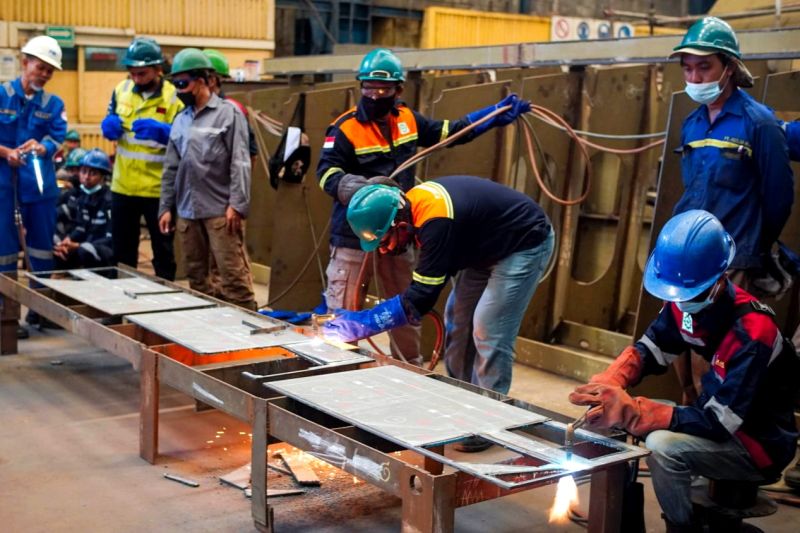PT PAL gelar sertifikasi kompetensi gratis bagi mitranya PT PAL gelar sertifikasi kompetensi gratis bagi mitranya