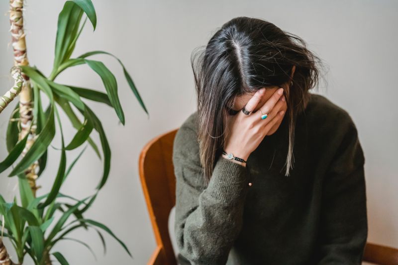 Stress dan burn out karena pekerjaan? Begini cara mudah dan hemat mengatasinya