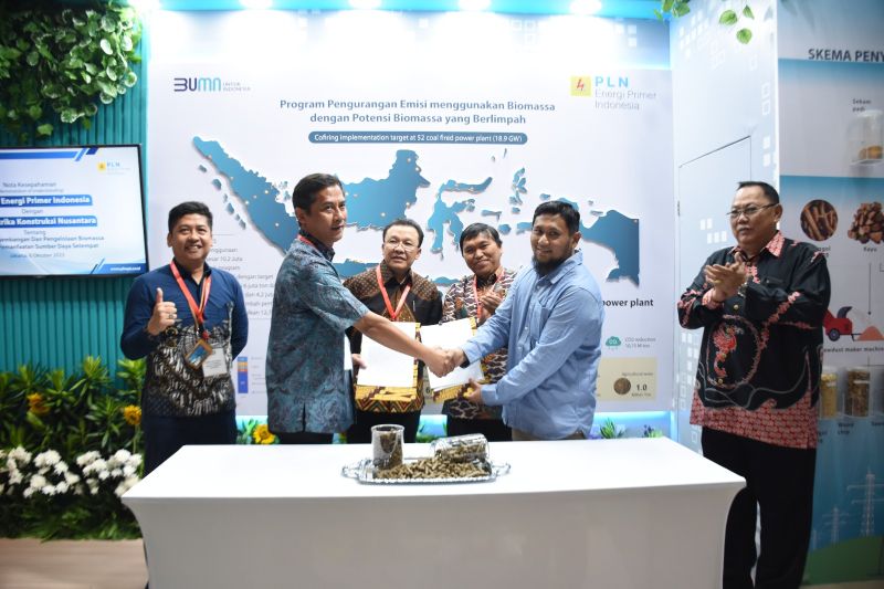 PLN gandeng EKN manfaatkan limbah sawit jadi bahan bakar PLTU PLN gandeng EKN manfaatkan limbah sawit jadi bahan bakar PLTU