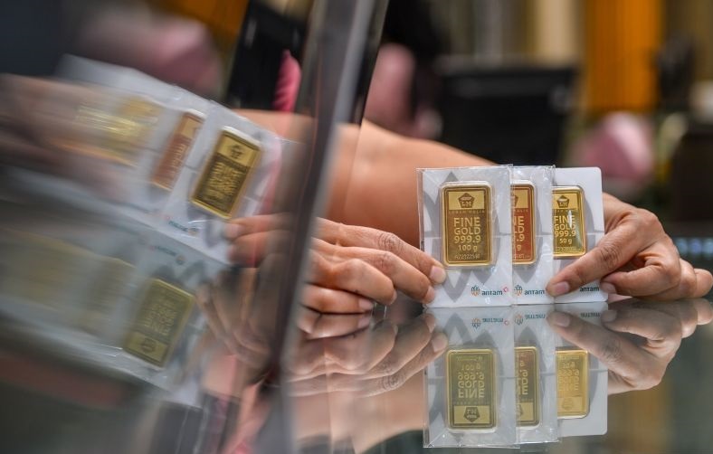 Harga emas Antam hari ini naik Rp13.000 per gram