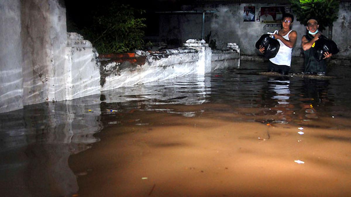 9 Oktober 2016: Banjir bandang dan tanah longsor di Pangandaran