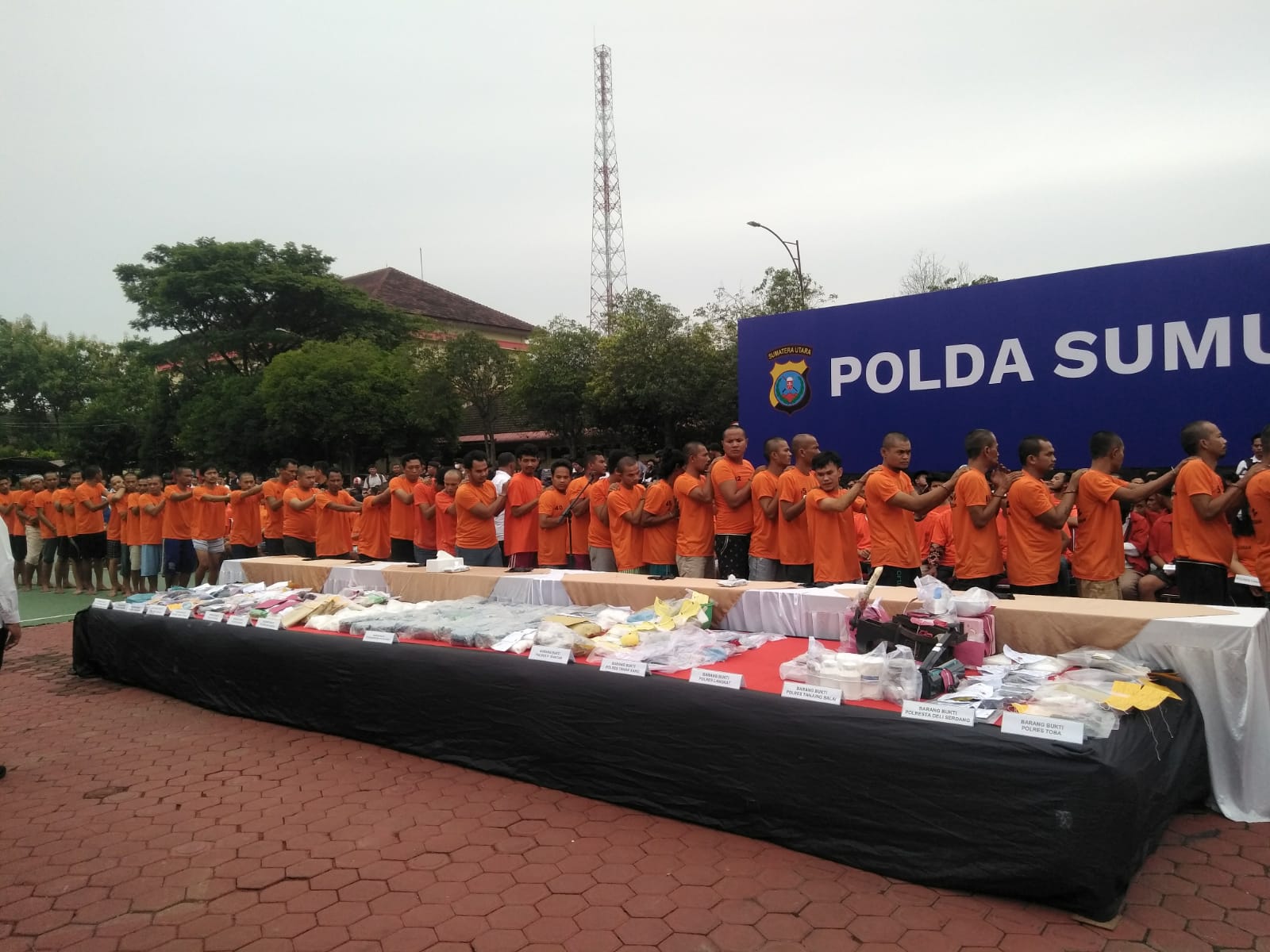 Polda Sumut dan Polres Jajaran tangkap 1.058 pelaku narkoba dalam 22 hari Polda Sumut dan Polres Jajaran tangkap 1.058 pelaku narkoba dalam 22 hari