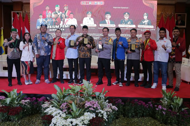 Menumbuhkan spirit kebangsaan di kalangan anak muda Menumbuhkan spirit kebangsaan di kalangan anak muda