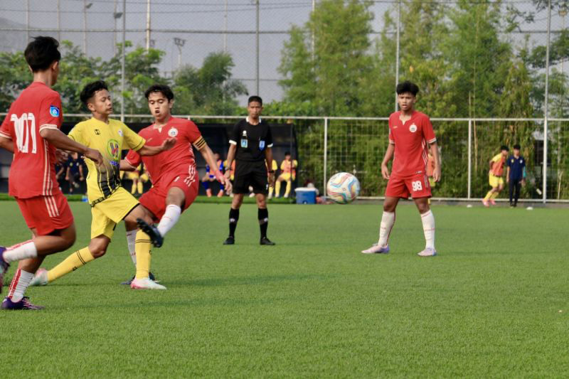 Barito Putera U-16 tundukkan Persija Jakarta 1-0 Barito Putera U-16 tundukkan Persija Jakarta 1-0