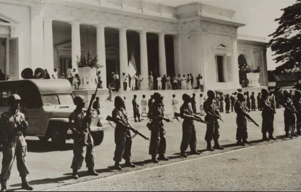 17 Oktober 1952: Saat Istana Negara dikepung moncong senjata 17 Oktober 1952: Saat Istana Negara dikepung moncong senjata