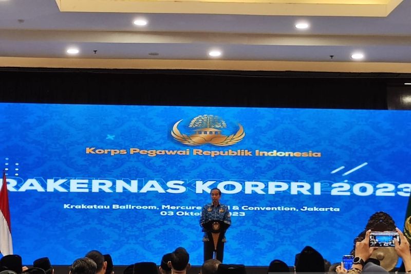 Jokowi siapkan rumah dinas hingga tunjangan agar ASN pindah ke IKN Jokowi siapkan rumah dinas hingga tunjangan agar ASN pindah ke IKN