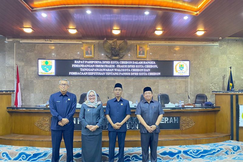 DPRD kota Cirebon bentuk pansus bahas raperda Perumda Air Minum DPRD kota Cirebon bentuk pansus bahas raperda Perumda Air Minum