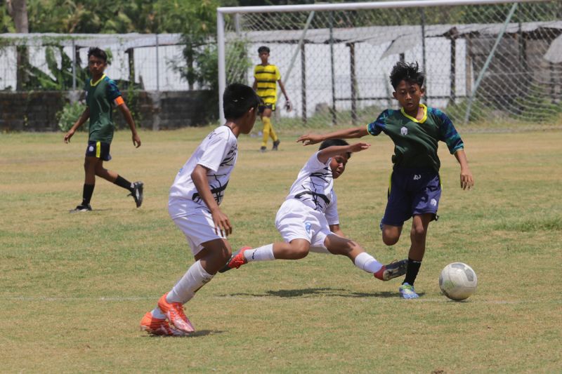 31 tim bertanding di turnamen sepak bola sambut PD U-17 di Surabaya 31 tim bertanding di turnamen sepak bola sambut PD U-17 di Surabaya
