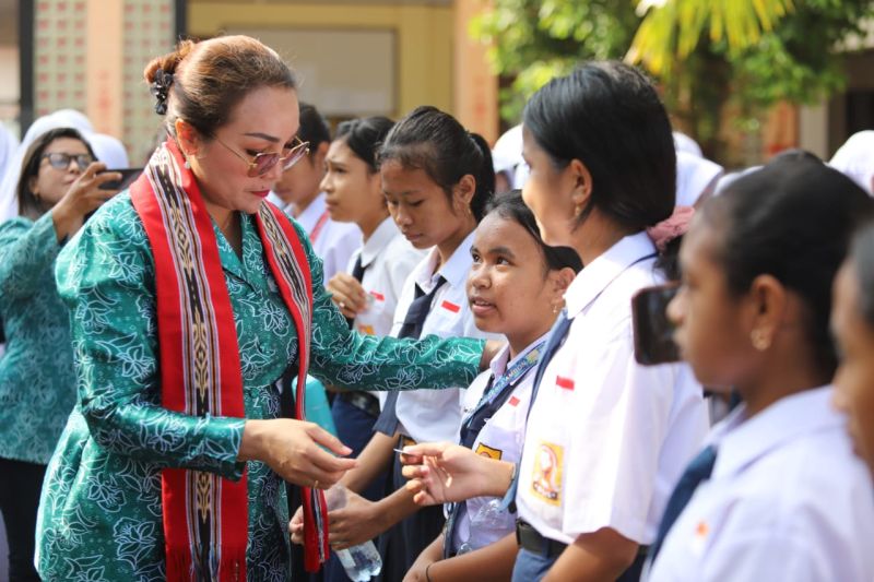 Remaja putri di Ambon diprogramkan minum TTD