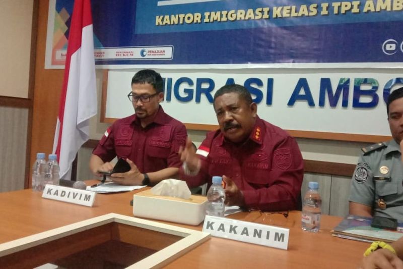 WNA Belanda dipastikan tidak langgar izin keimigrasian Ambon WNA Belanda dipastikan tidak langgar izin keimigrasian Ambon