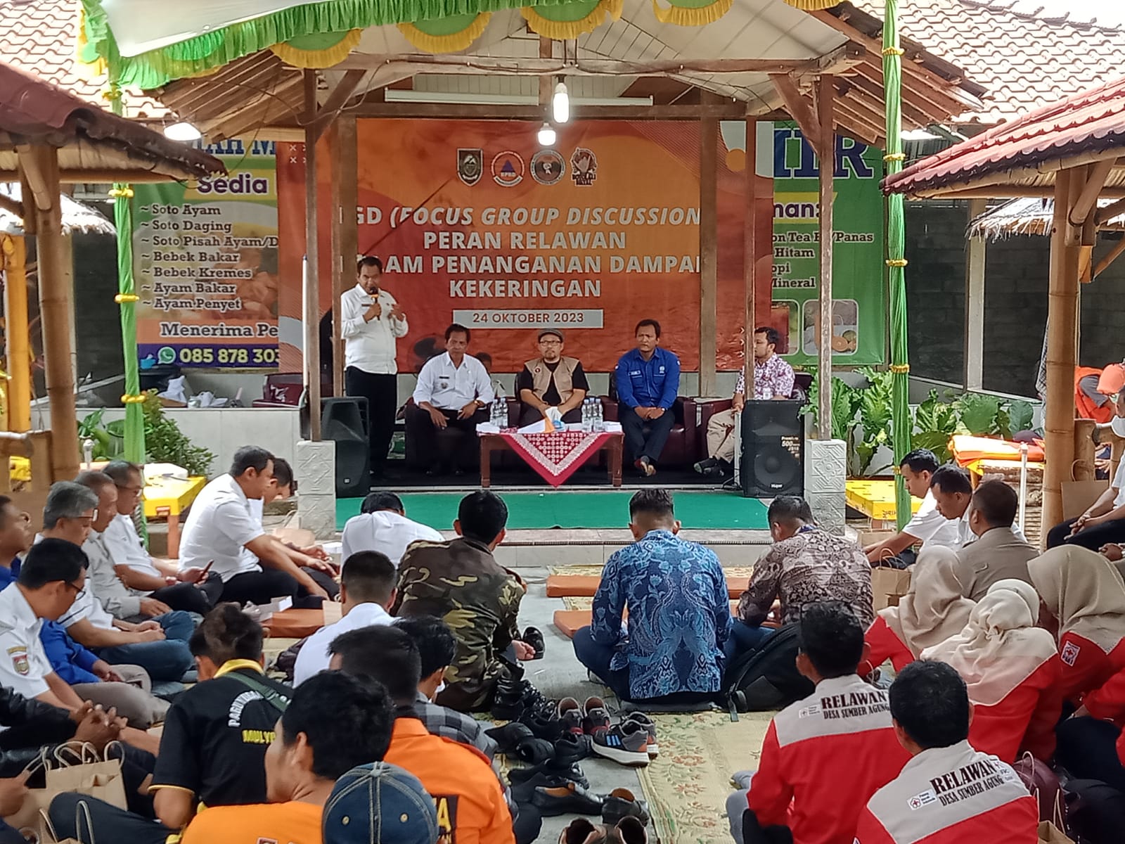 BPBD Boyolali terus salurkan bantuan air bersih hingga status darurat kekeringan dicabut BPBD Boyolali terus salurkan bantuan air bersih hingga status darurat kekeringan dicabut