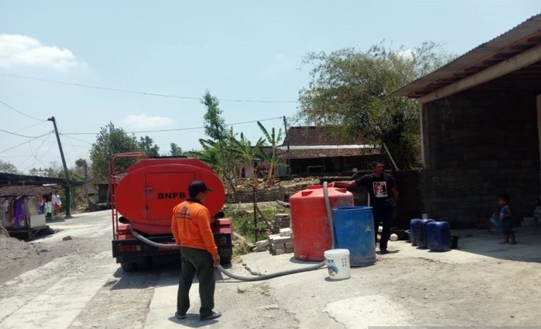 Dua daerah di Boyolali terdampak kekeringan, BPBD kirim bantuan air bersih Dua daerah di Boyolali terdampak kekeringan, BPBD kirim bantuan air bersih