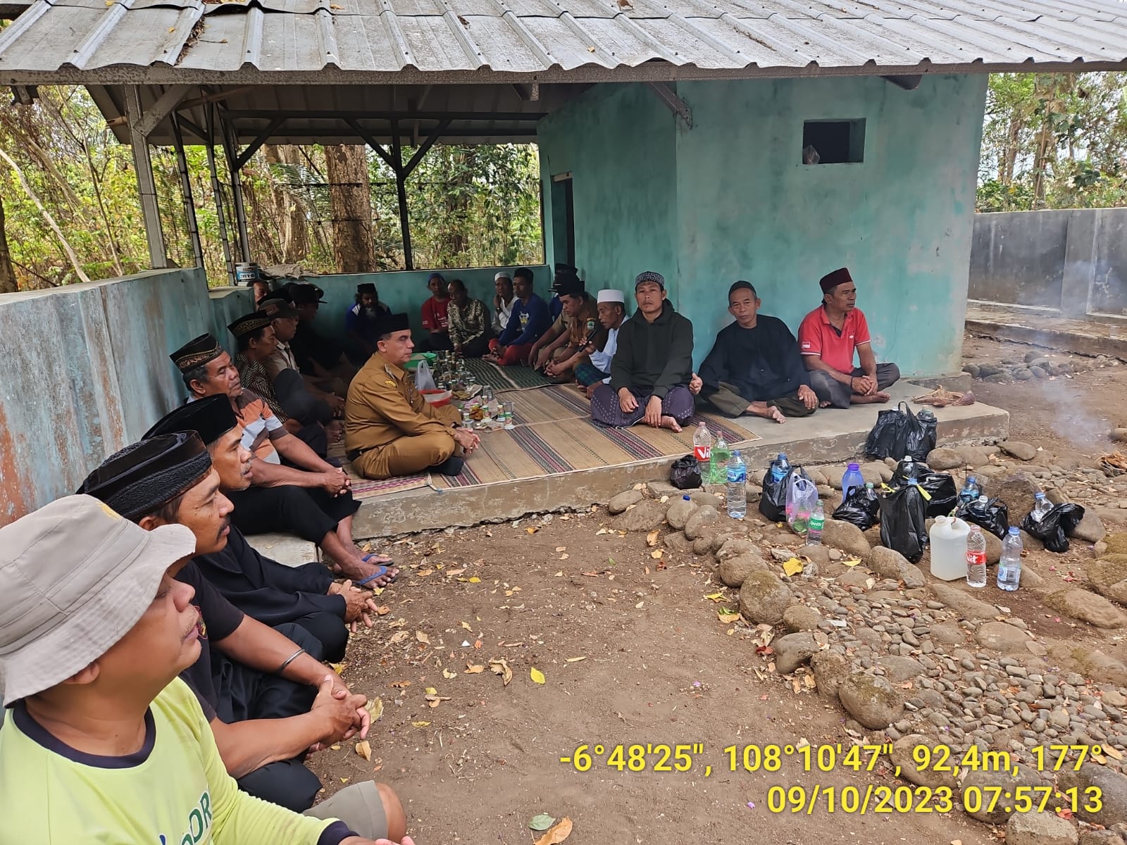 Sambut musim penghujan, warga Desa Karyamukti, Majalengka gelar hajat Guar Bumi Sambut musim penghujan, warga Desa Karyamukti, Majalengka gelar hajat Guar Bumi
