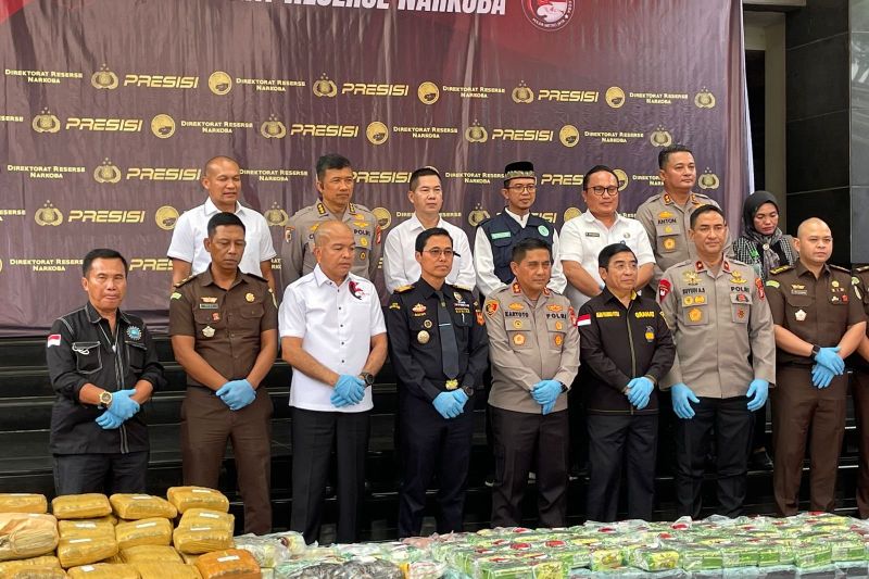 Polisi sebut penyelundupan sabu ke dalam semir merupakan modus baru Polisi sebut penyelundupan sabu ke dalam semir merupakan modus baru
