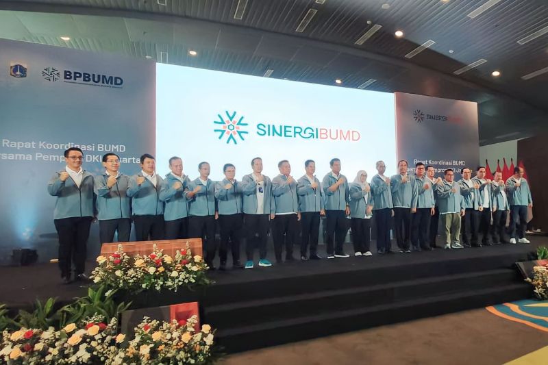Belasan BUMD tandatangani pakta integritas jaga netralitas Pemilu 2024 Belasan BUMD tandatangani pakta integritas jaga netralitas Pemilu 2024