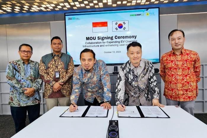 Dukung ekosistem kendaraan listrik, PLN Icon Plus gandeng EnercampEV hadirkan mobile EV charger Dukung ekosistem kendaraan listrik, PLN Icon Plus gandeng EnercampEV hadirkan mobile EV charger