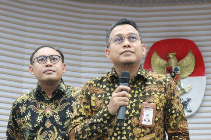 Sembilan orang terkait penyidikan di Kementan dicegah ke luar negeri Sembilan orang terkait penyidikan di Kementan dicegah ke luar negeri