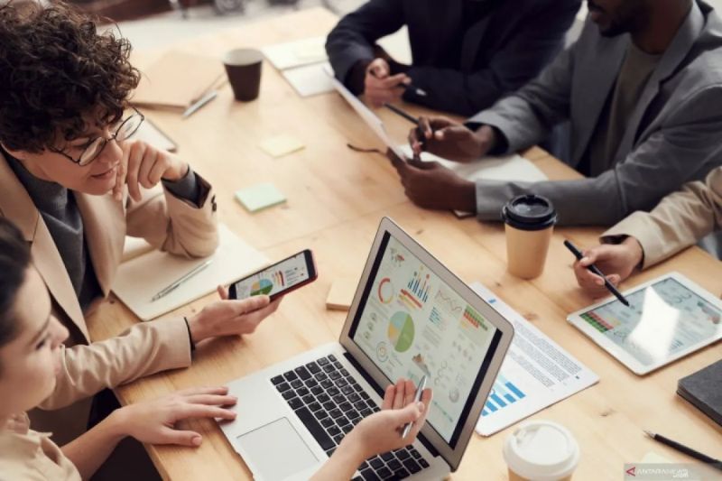 Melihat sisi positif bekerja tak harus di kantor Melihat sisi positif bekerja tak harus di kantor