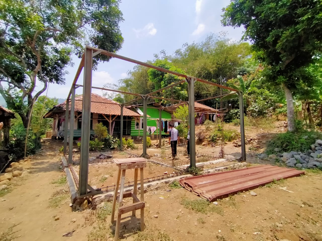 Mangkrak! Pembangunan ratusan rumah warga korban gempa Cianjur Mangkrak! Pembangunan ratusan rumah warga korban gempa Cianjur