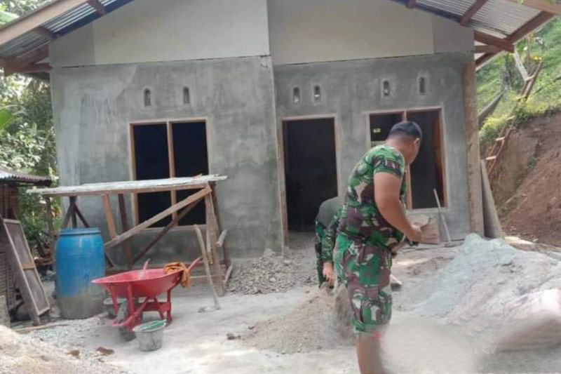 Satgas TMMD/N ke-118 rampungkan renovasi rumah tidak layak huni