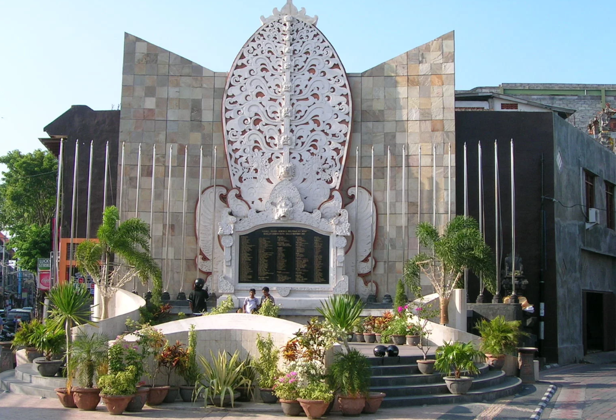 12 Oktober 2002: Tragedi bom Bali