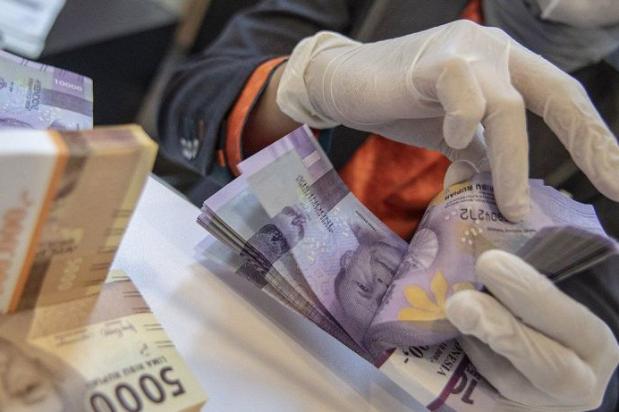 Rupiah pada Jumat pagi turun jadi Rp15.845 per dolar AS Rupiah pada Jumat pagi turun jadi Rp15.845 per dolar AS