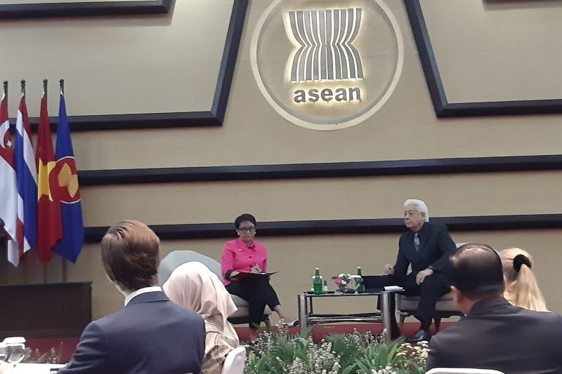 Menlu sebut Indonesia terus berperan tangani isu Myanmar lewat troika