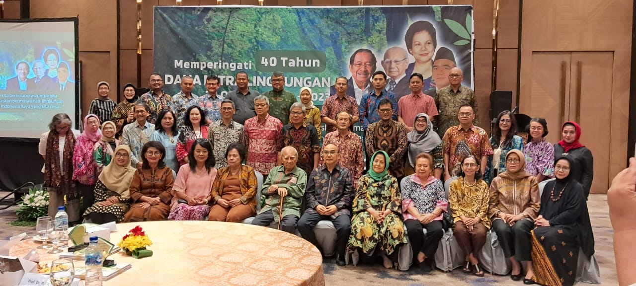 Peringati Hari Sumpah Pemuda, DML soroti masalah lingkungan bersama Prof Emil Salim Peringati Hari Sumpah Pemuda, DML soroti masalah lingkungan bersama Prof Emil Salim