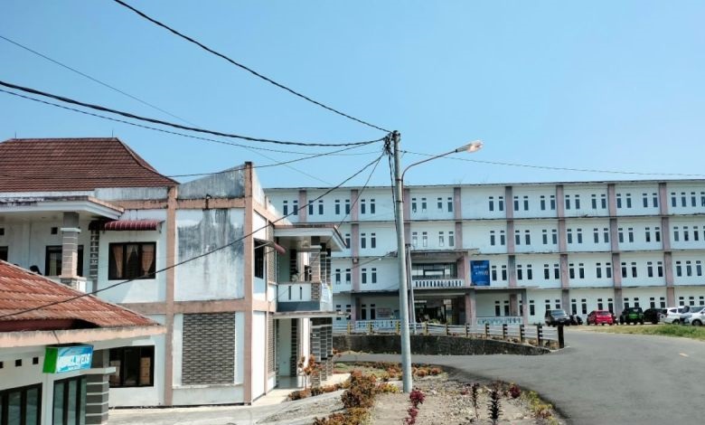 RSUD Rejang Lebong mendapat predikat terakreditasi paripurna RSUD Rejang Lebong mendapat predikat terakreditasi paripurna