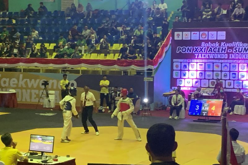 Wakil Jateng menang mudah atas Wakil Kaltara di final putra under54 Kg Wakil Jateng menang mudah atas Wakil Kaltara di final putra under54 Kg