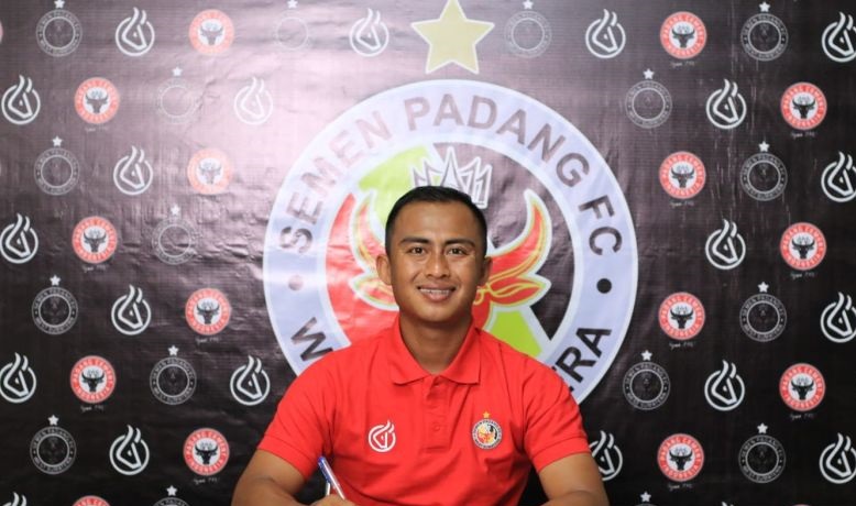 Semen Padang FC rekrut kakak Pratama Arhan hadapi Liga 2 Semen Padang FC rekrut kakak Pratama Arhan hadapi Liga 2