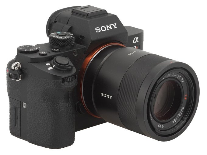 Ingin kamera DSLR tetap awet? Begini tips merawatnya! Ingin kamera DSLR tetap awet? Begini tips merawatnya!