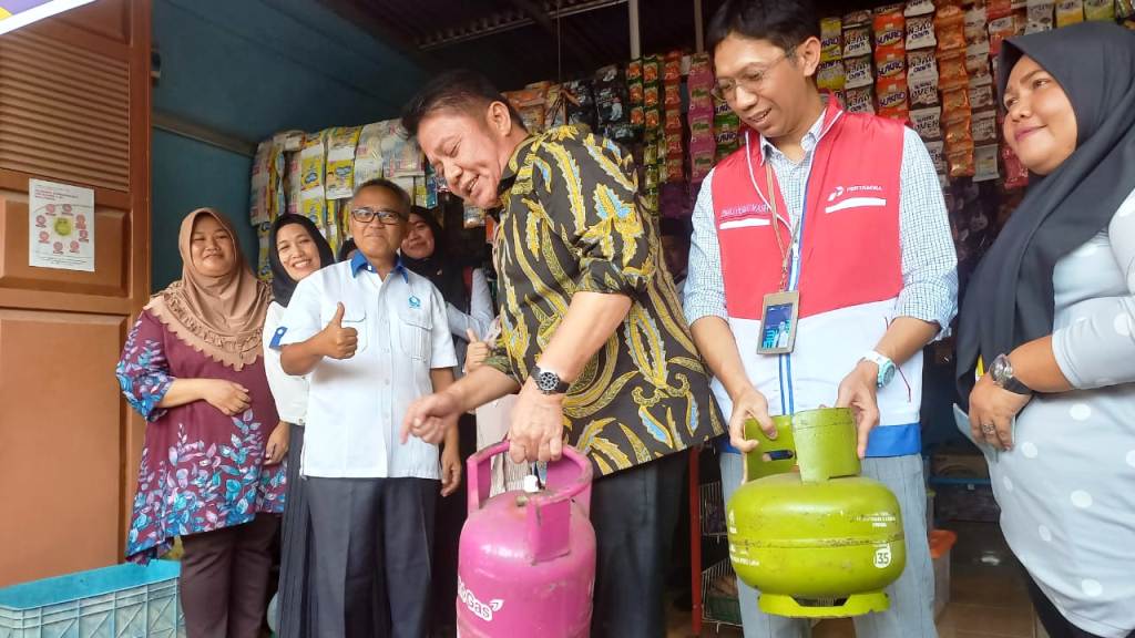 Gubernur Sumsel dukung transformasi distribusi LPG 3 kg subsisdi ke masyarakat Gubernur Sumsel dukung transformasi distribusi LPG 3 kg subsisdi ke masyarakat
