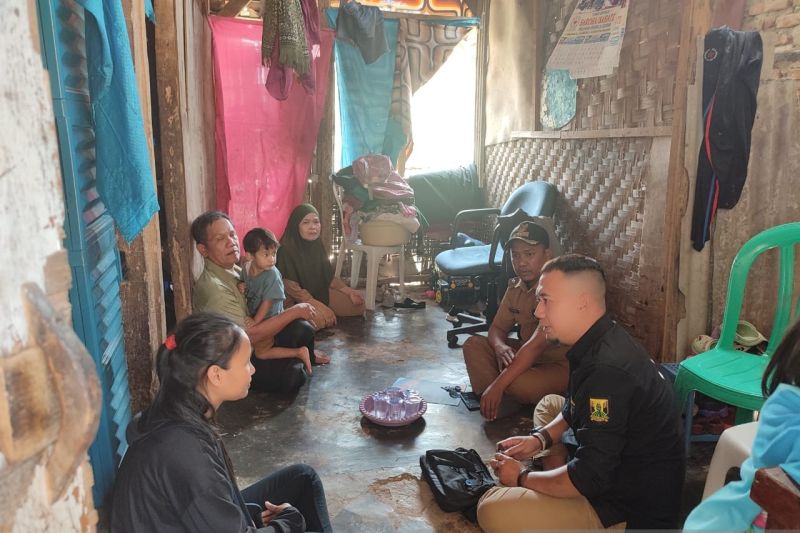 Disnakertrans bantu pemulangan PMI yang dideportasi dari Malaysia Disnakertrans bantu pemulangan PMI yang dideportasi dari Malaysia