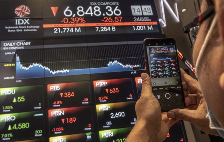 IHSG Jumat dibuka menguat 5,50 poin IHSG Jumat dibuka menguat 5,50 poin