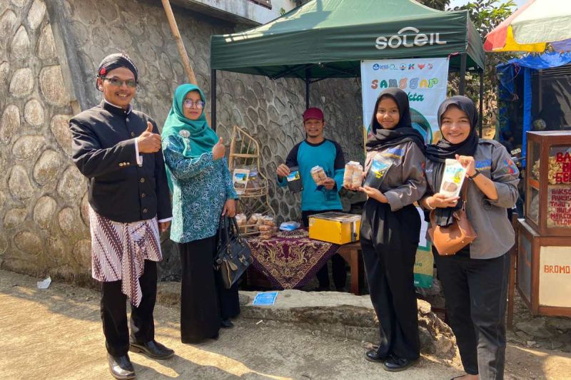 Untidar dampingi Desa Genito menuju desa wirausaha Untidar dampingi Desa Genito menuju desa wirausaha