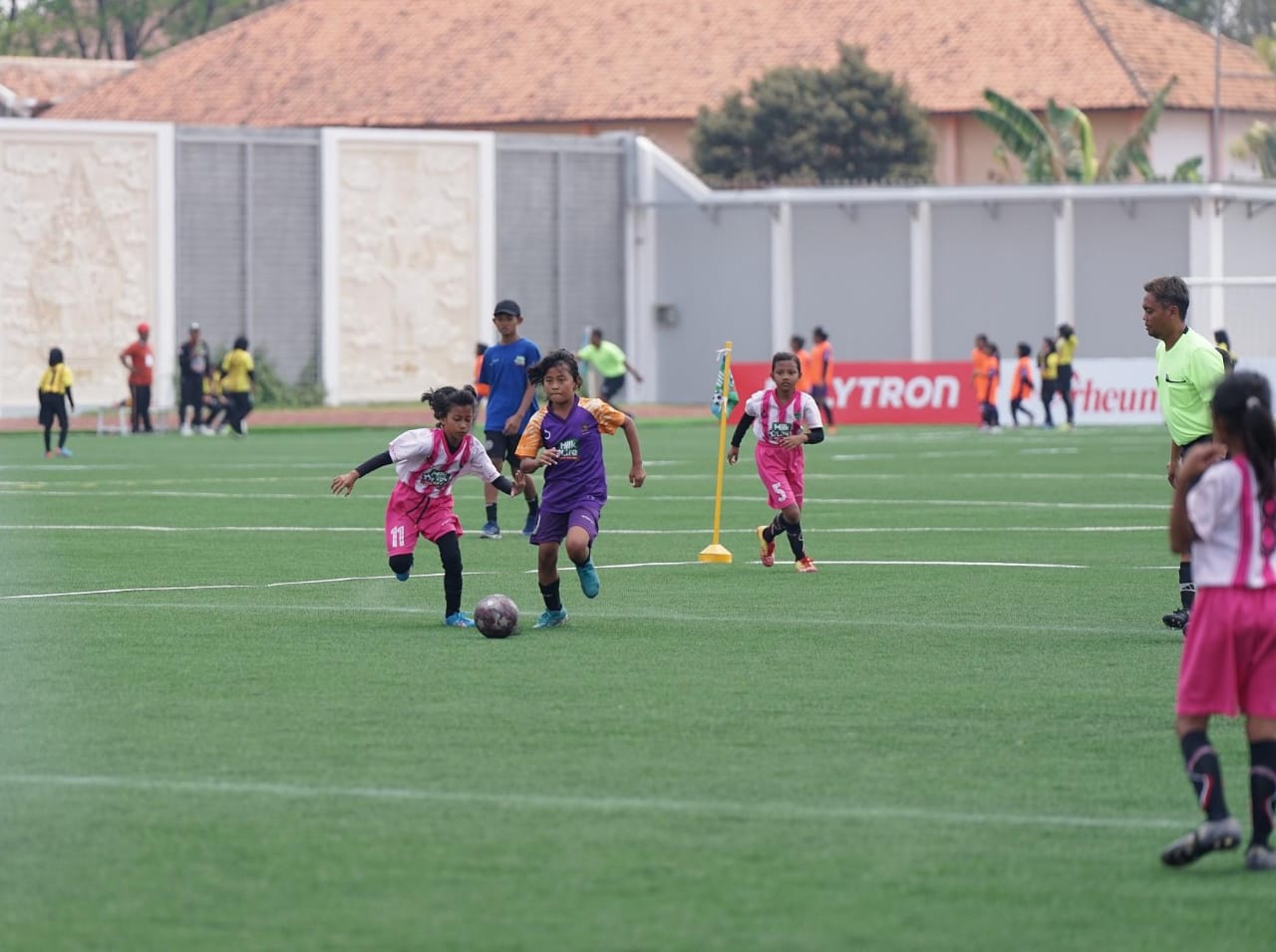 Della Citra bawa SD 1 Pedawang lolos final MilkLife Soccer Challenge 2023 Della Citra bawa SD 1 Pedawang lolos final MilkLife Soccer Challenge 2023