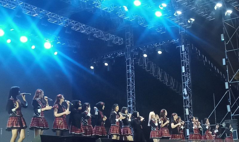 Ex member gen 1 meriahkan penampilan JKT48 di Synchronize Fest Ex member gen 1 meriahkan penampilan JKT48 di Synchronize Fest